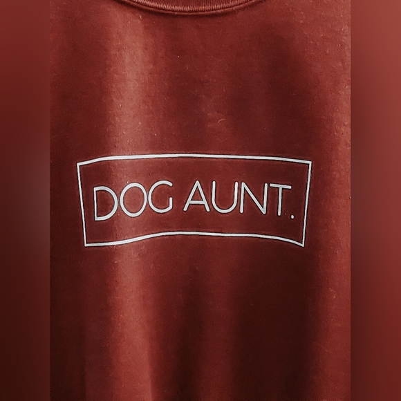 Maroon dog aunt long sleeve crewneck sweater - Picture 4 of 4